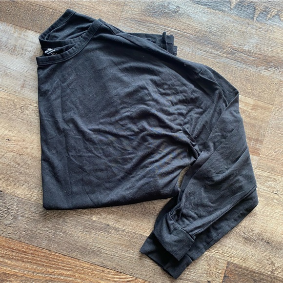 Old Navy Active Ultralite Long Sleeve Tunic Tee - Picture 2 of 7